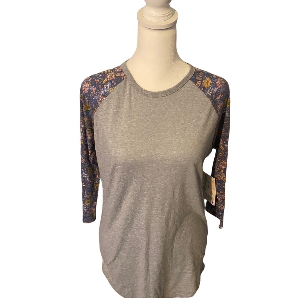 LULAROE Randy quarter sleeve Tee size XS